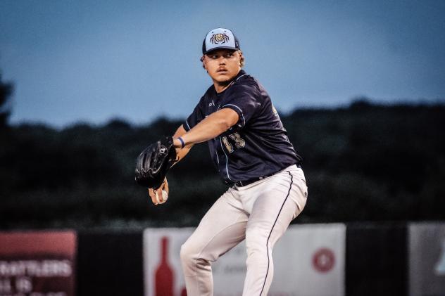 Fond du Lac Dock Spiders pitcher Mason Bright
