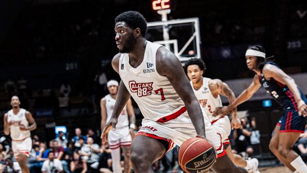 Calgary Surge guard Khyri Thomas