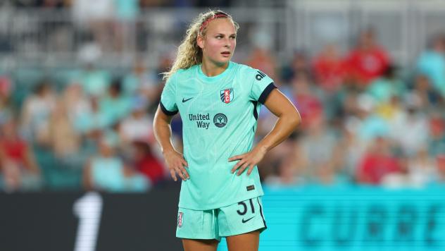 Defender Katie Scott with the Kansas City Current