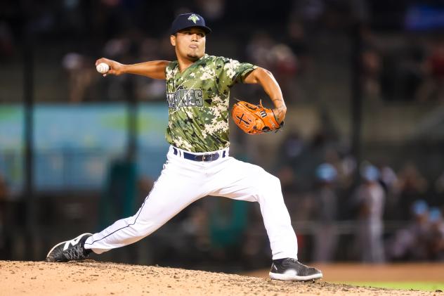 Columbia Fireflies pitcher Augusto Mendieta