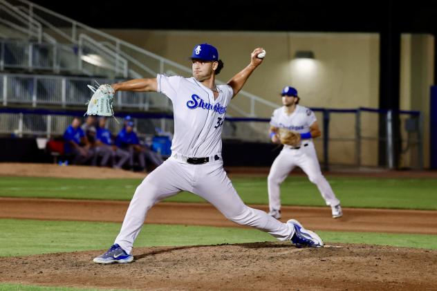 Biloxi Shuckers pitcher Mark Manfredi