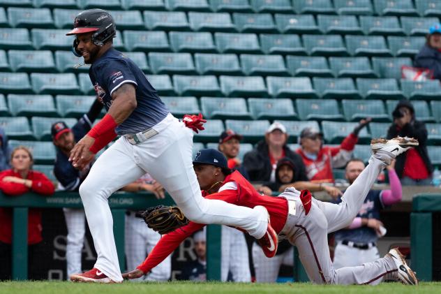 Fargo-Moorhead RedHawks on the basepaths