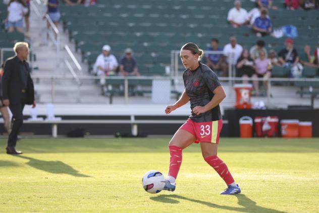Portland Thorns midfielder Naomi Powell