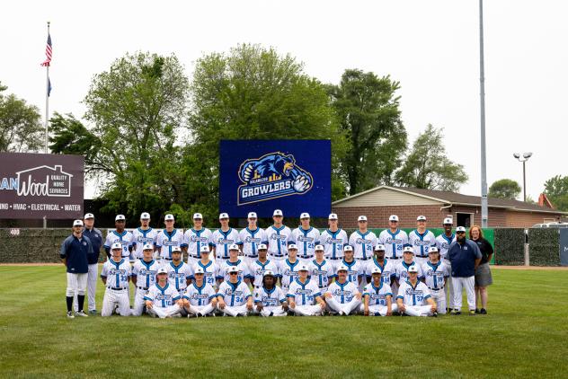 Kalamazoo Growlers 2025 team photo