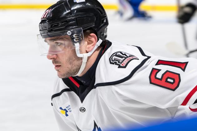 Adirondack Thunder forward Brian Carrabes
