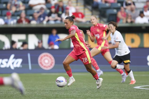 Portland Thorns midfielder Carissa Boeckmann