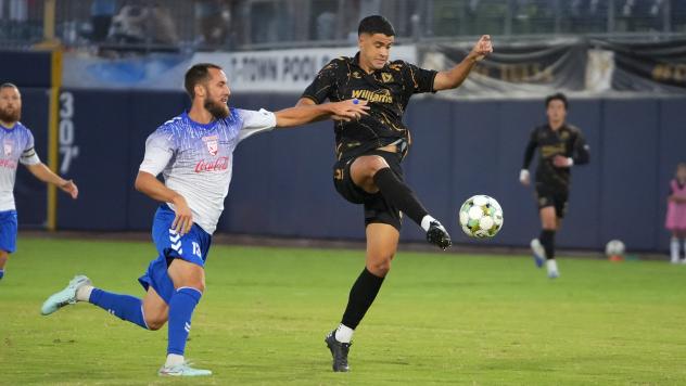 Birmingham Legion FC defender Jake Rufe (right)