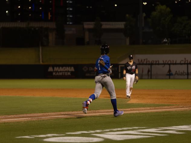 Biloxi Shuckers shortstop Jesús Made heads to first