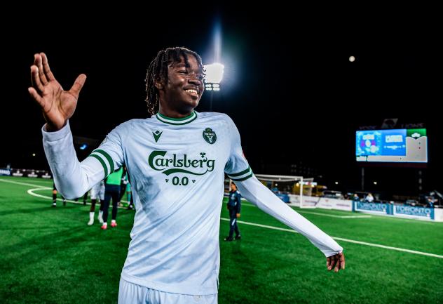 York United FC right back Kemari Record-Wright