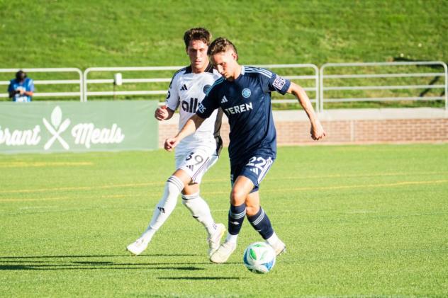 Chattanooga FC defender Milo Garvanian with possession