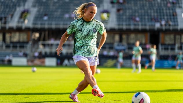 Defender Katie Scott with Racing Louisville FC