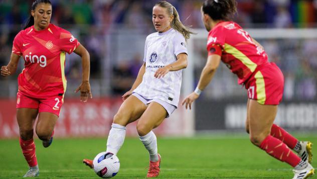 Racing Louisville FC in action