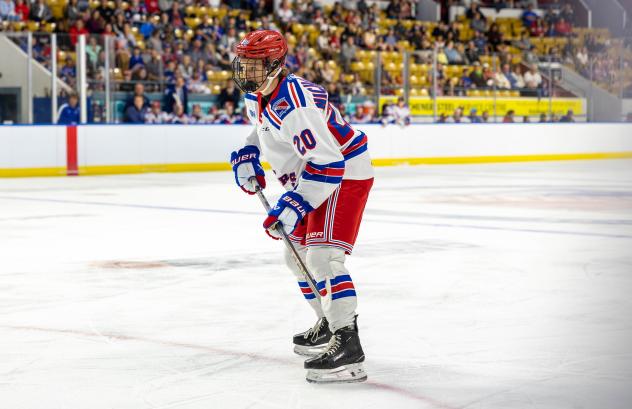 Kitchener Rangers left wing Evan Nicholson