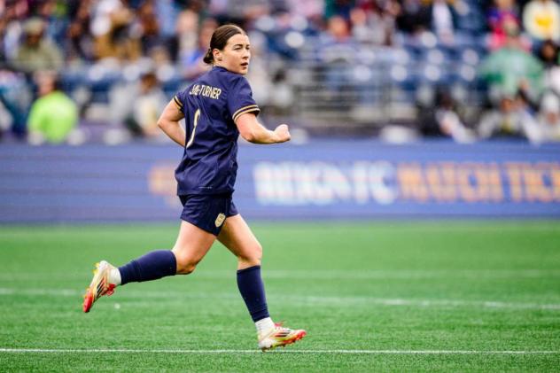 Seattle Reign FC midfielder Angharad James-Turner