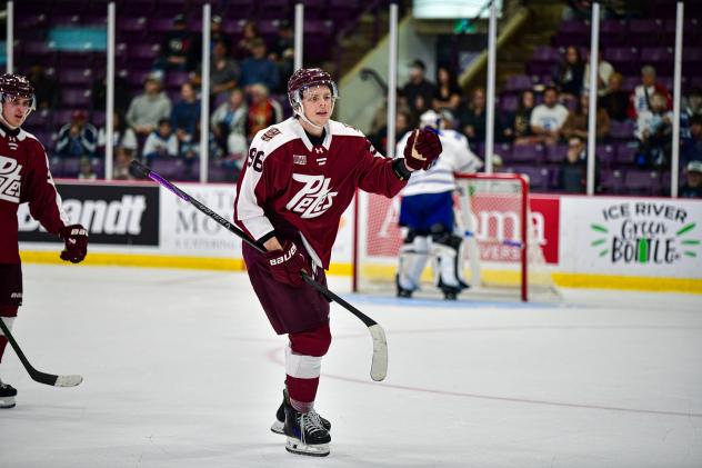 Peterborough Petes right wing Caden Taylor