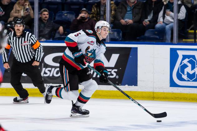 Kelowna Rockets defenseman Carter Kowalyk