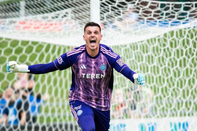 Chattanooga FC goalkeeper Eldin Jakupović