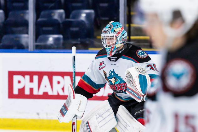 Kelowna Rockets goaltender Jake Pilon