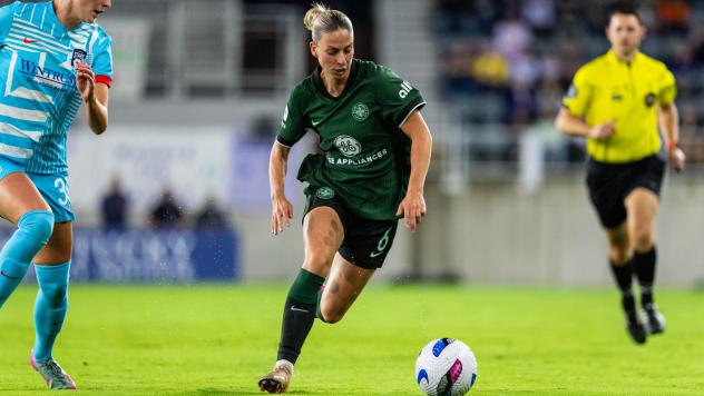 Racing Louisville FC defender Ella Hase