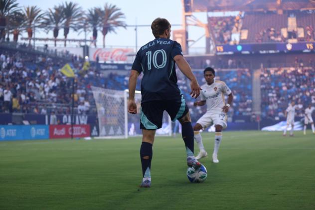 Sounders FC midfielder Pedro de la Vega