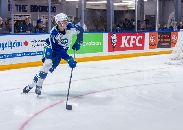 Defenseman Peyton Kettles with the Swift Current Broncos