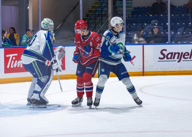 Defenseman Peyton Kettles with the Swift Current Broncos