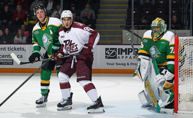 Peterborough Petes right wing Matthew Soto vs. the London Knights