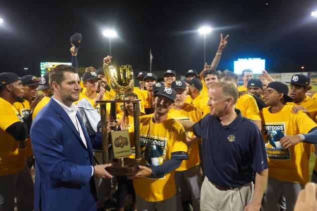 Former Charleston RiverDogs Manager Blake Butera (center)