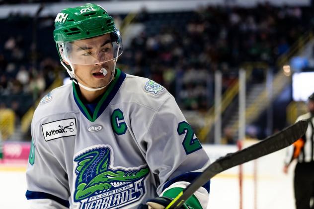 Florida Everblades forward Oliver Chau