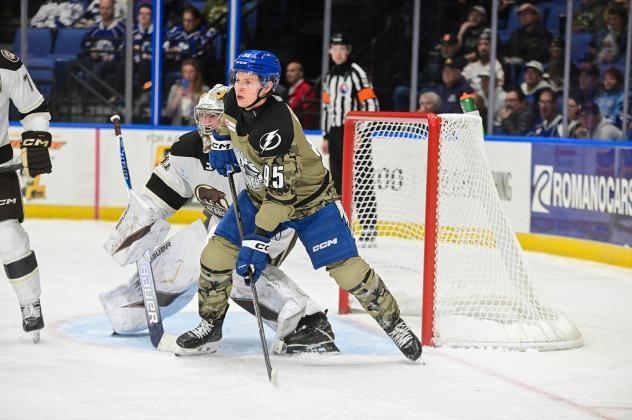Syracuse Crunch center Gabriel Szturc vs. the Hershey Bears