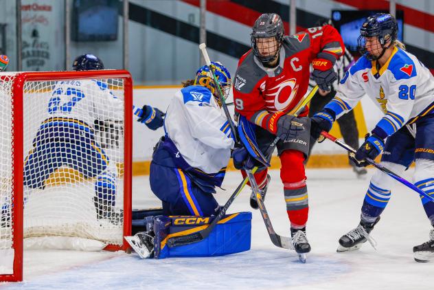 Ottawa Charge forward Brianne Jenner looks for a shot against the Toronto Sceptres