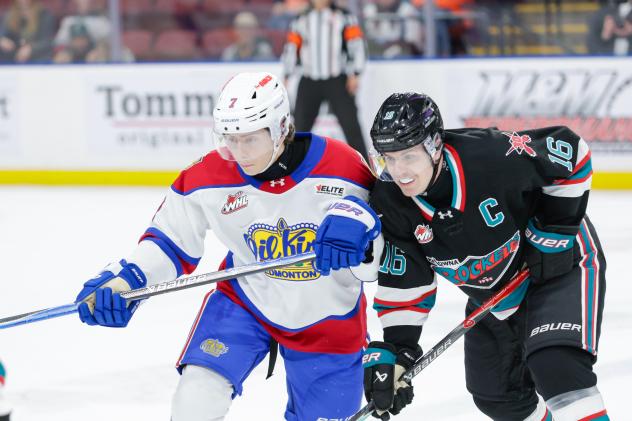 Kelowna Rockets right wing Carson Wetsch (right) vs. the Edmonton Oil Kings