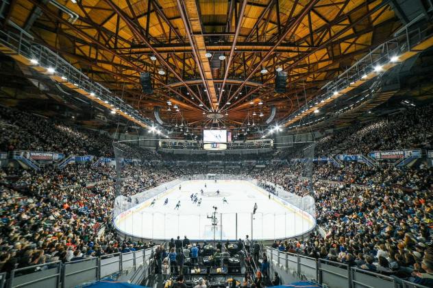 A sellout crowd at the Pacific Coliseum watches the first Vancouver Goldeneyes game