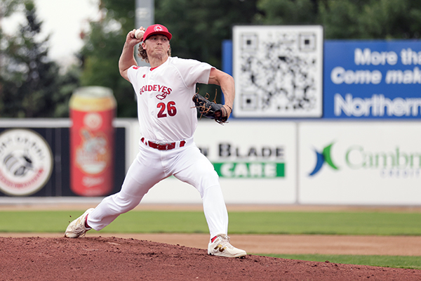 Winnipeg Goldeyes pitcher James Bradwell