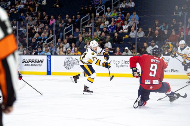 Atlanta Gladiators forward Ryan Nolan fires a shot against the South Carolina Stingrays