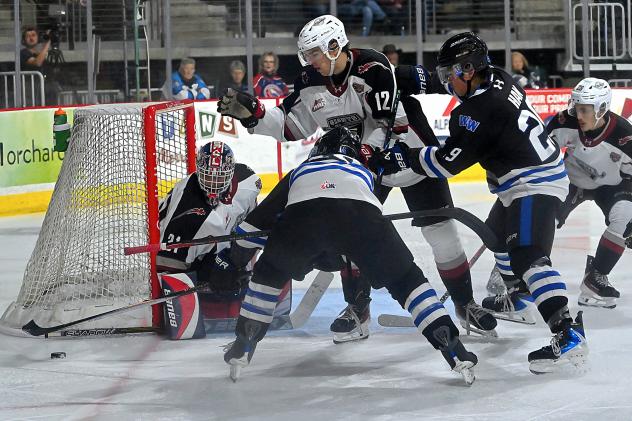 Vancouver Giants goaltender Kelton Pyne and centre Brett Olson vs. the Wenatchee Wild