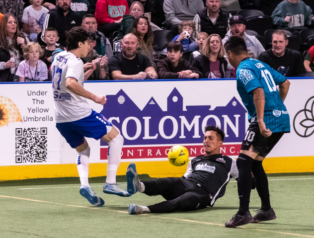 St. Louis Ambush goalkeeper Paulo Nascimento vs. the Kansas City Comets