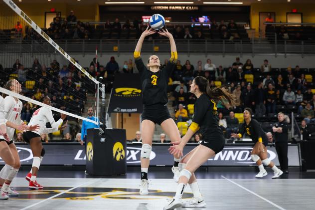 Setter Claire Ammeraal with Iowa