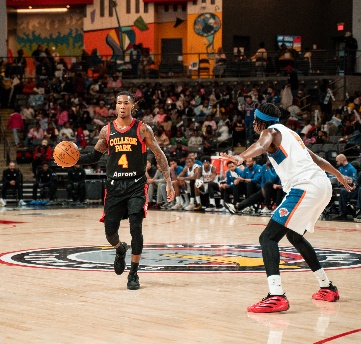College Park Skyhawks guard Deivon Smith vs. the Delaware Blue Coats