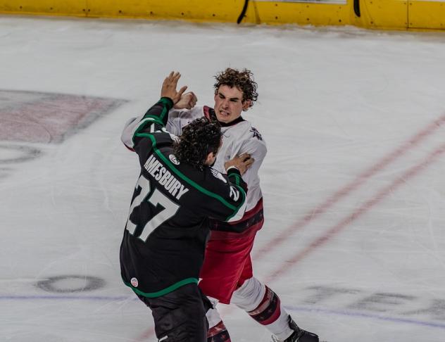 Allen Americans' Braidan Simmons-Fischer Takes on Utah Grizzlies' Daniel Amesbury