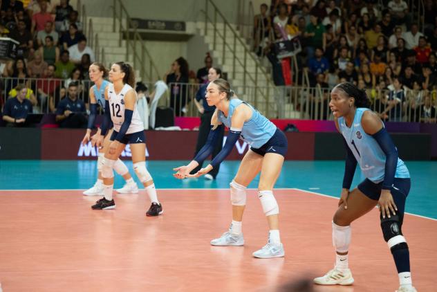 Orlando Valkyries lineup against Dentil Praia Clube