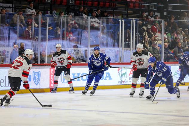 Syracuse Crunch vs. the Utica Comets
