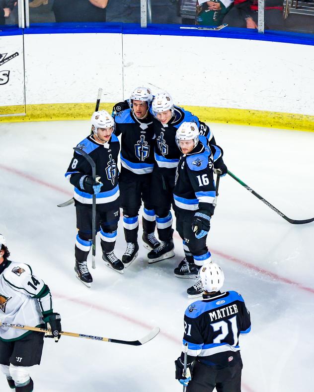 Atlanta Gladiators gather after a goal