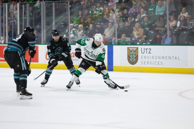 San Jose Barracuda's Oliver Wahlstrom versus Texas Stars' Antonio Stranges