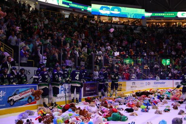 Florida Everblades Teddy Bear Toss Night