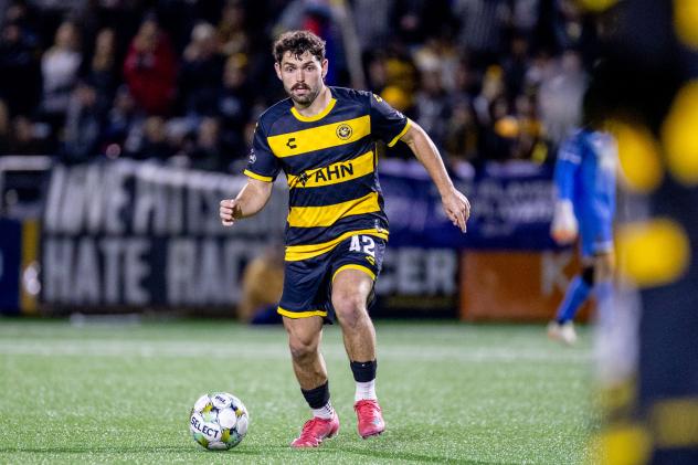 Pittsburgh Riverhounds SC midfielder Jackson Walti