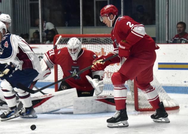 Allen Americans defenseman Quinn Warmuth (right) vs. the Tulsa Oilers