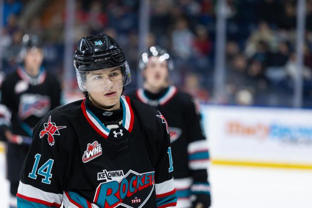 Kelowna Rockets right wing Kalder Varga