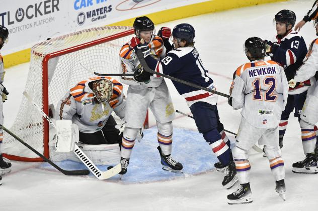 South Carolina Stingrays forward Stanley Cooley vs. the Orlando Solar Bears