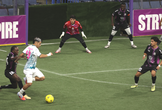 St. Louis Ambush battle the Empire Strykers